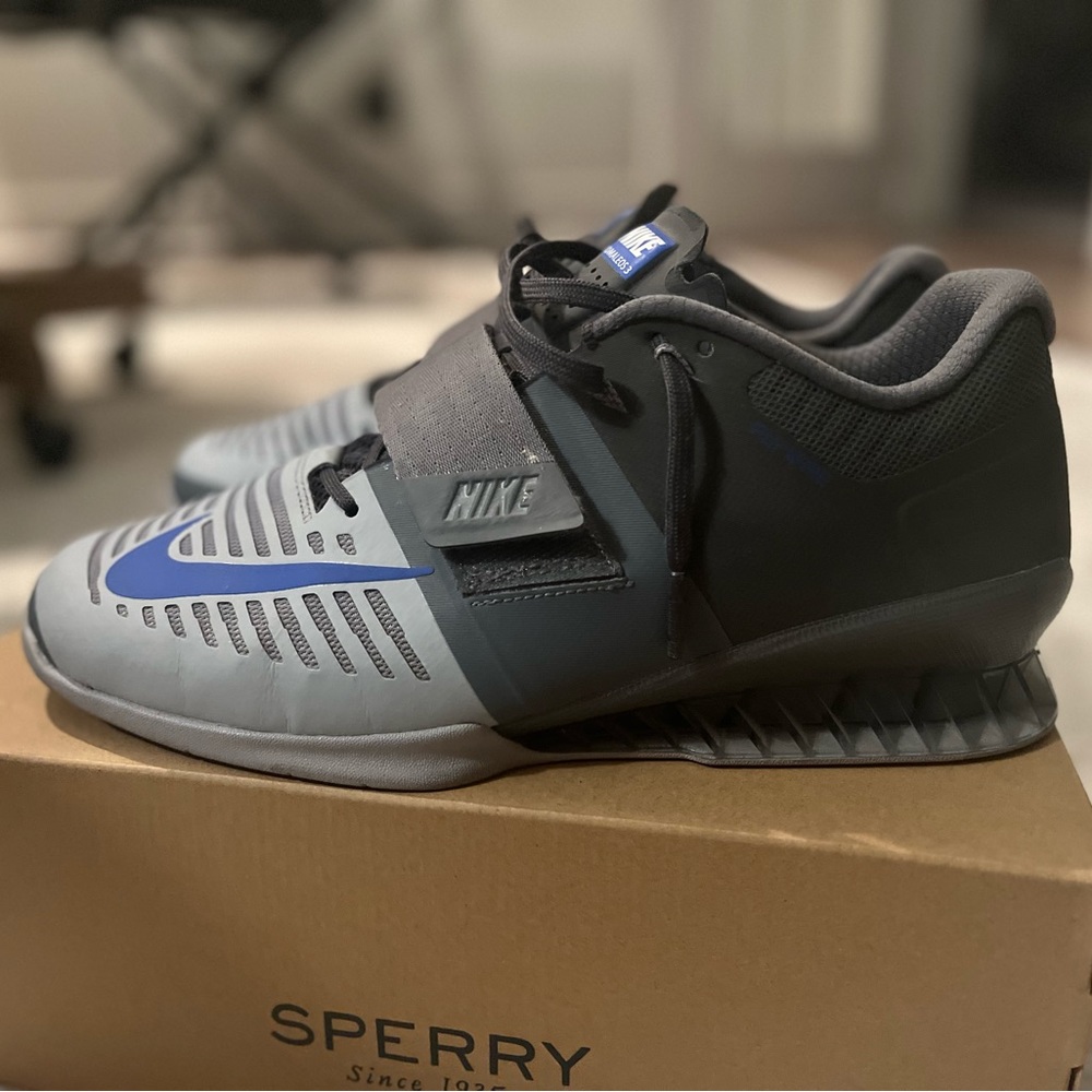 Nike Romaleos 1 lifters